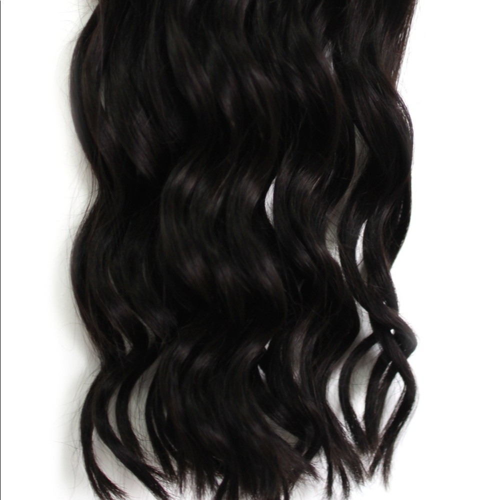 17" Clip in Hair Extensions Jet Black #1 in 160g.